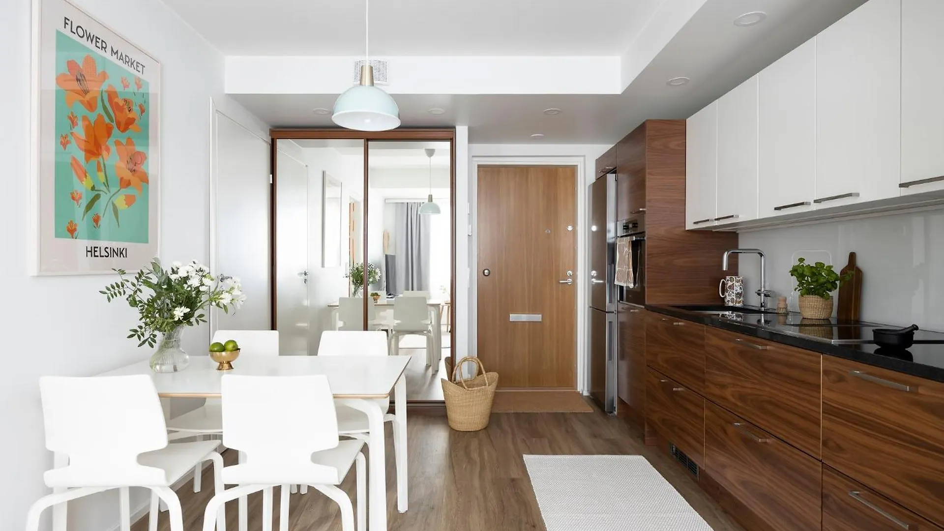 Stylish Flat In Trendy Kallio Helsinki Apartment