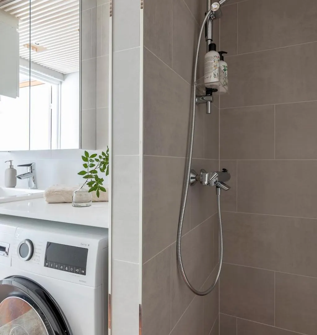 Stylish Flat In Trendy Kallio Helsinki